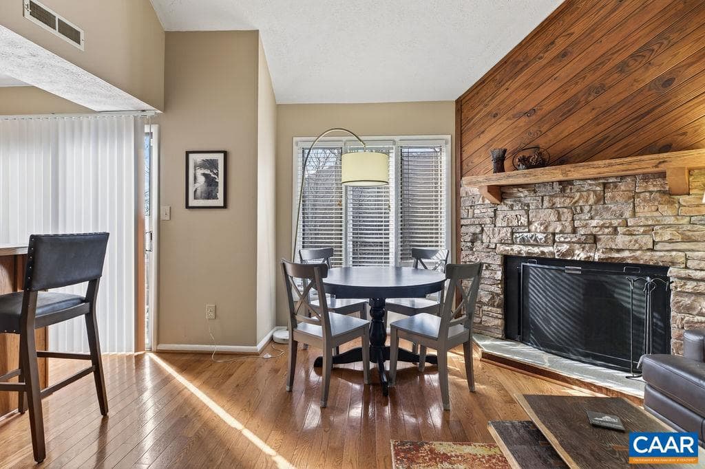 745 Laurelwood Condos #745 photo 16