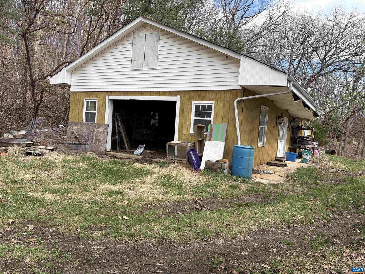 9450 James River Rd photo 19