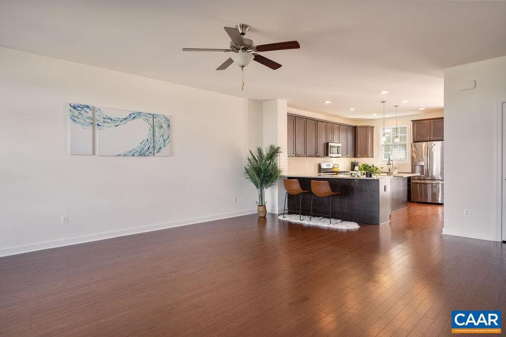1640 Delphi Dr photo 3
