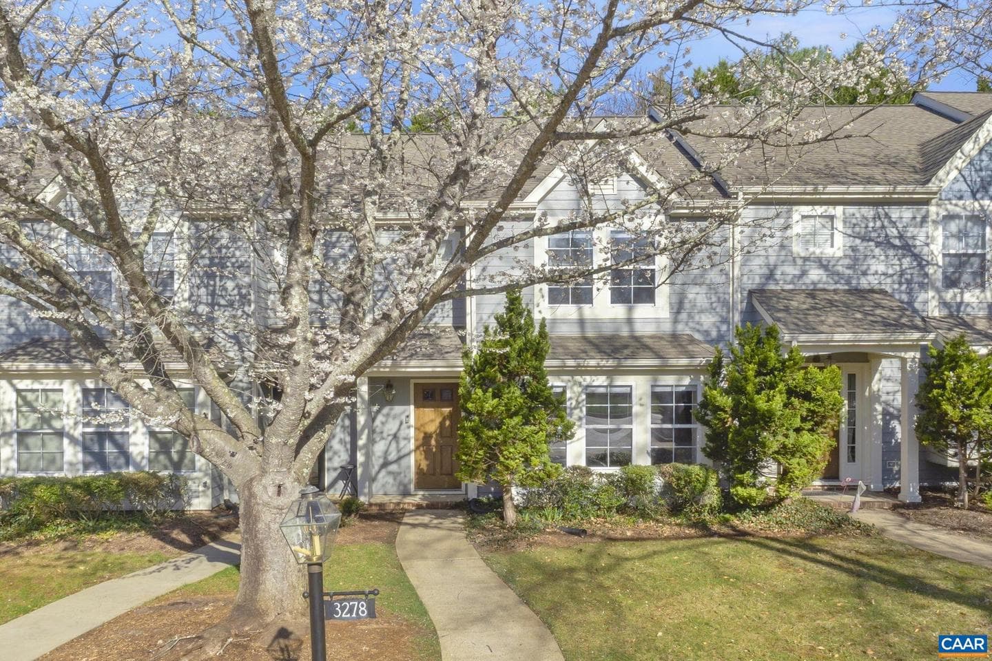 3278 Gateway Cir
