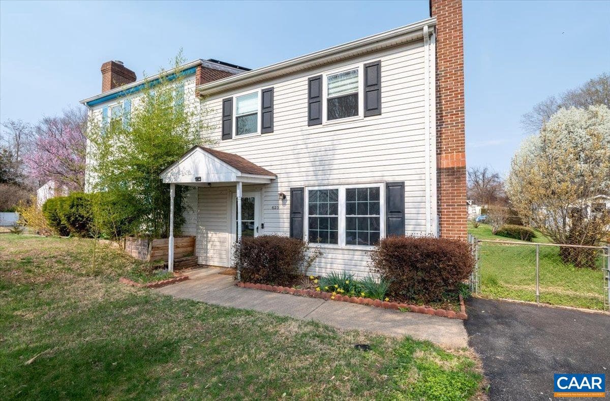 623 Bailey Rd photo 1
