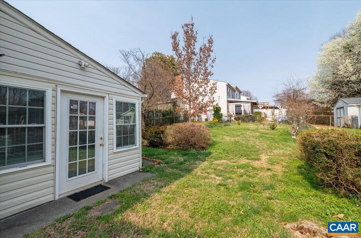 623 Bailey Rd photo 25