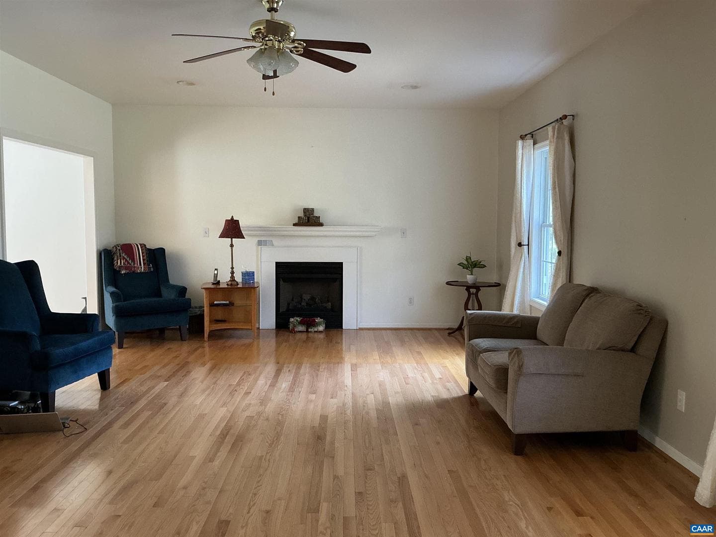 145 Butler Ln photo 10