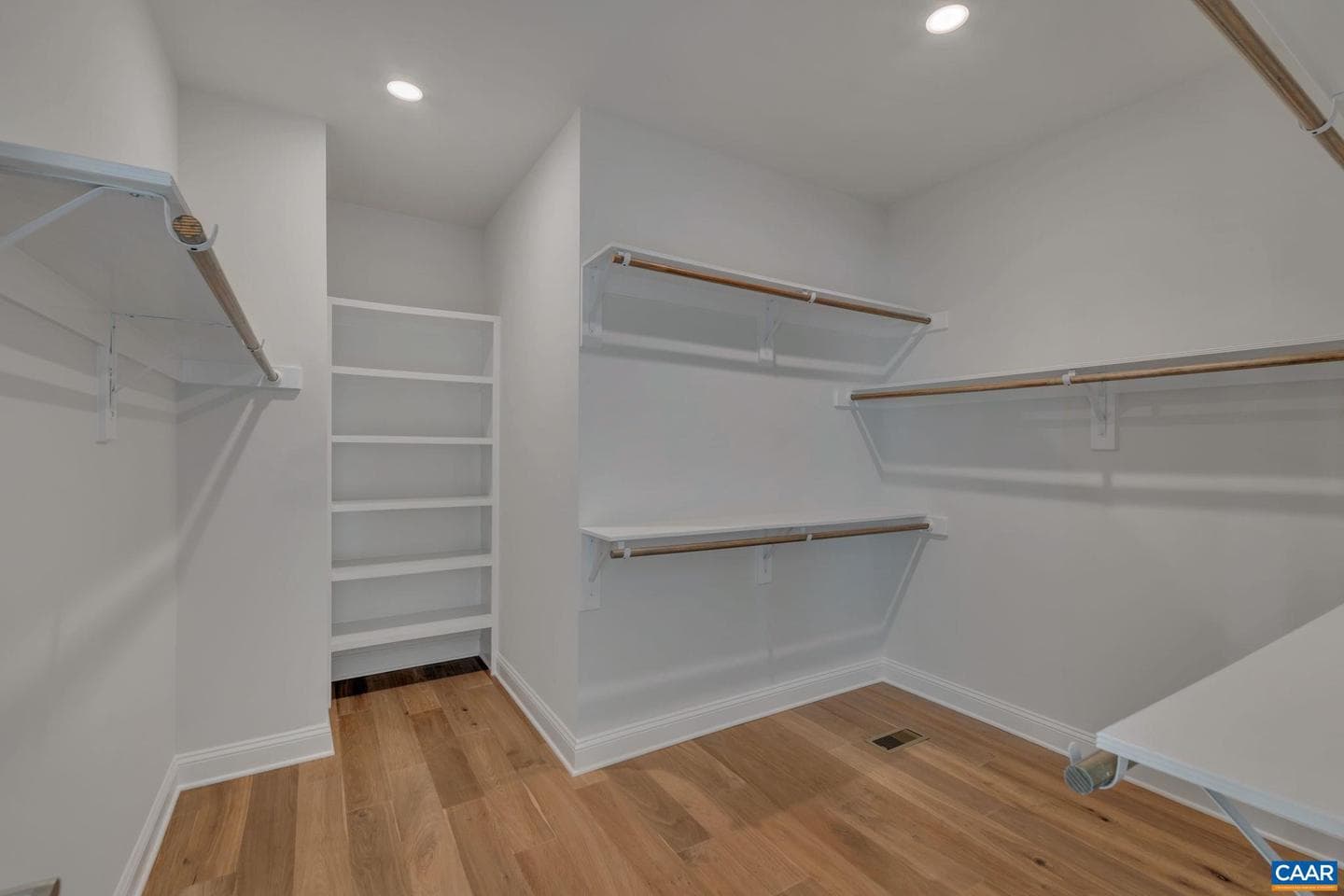5481 Golf Dr photo 27