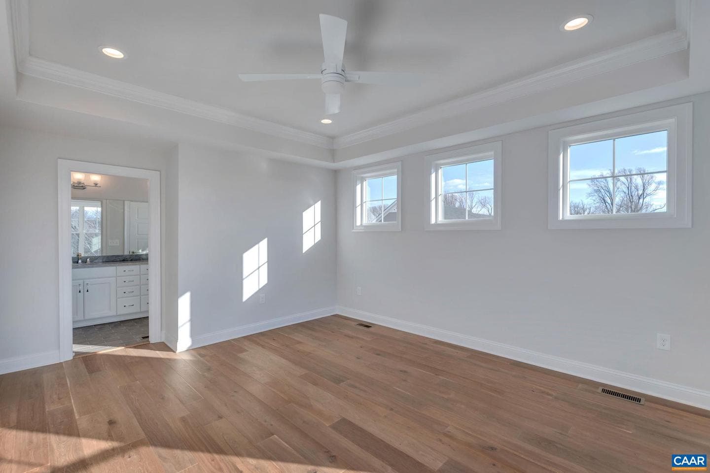 5481 Golf Dr photo 29