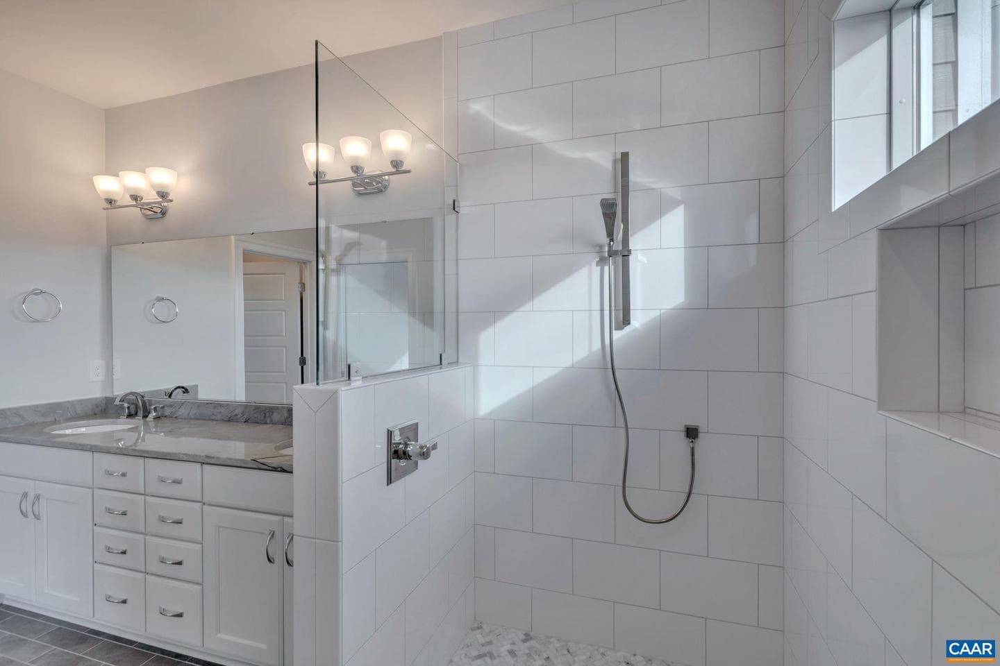 5481 Golf Dr photo 31