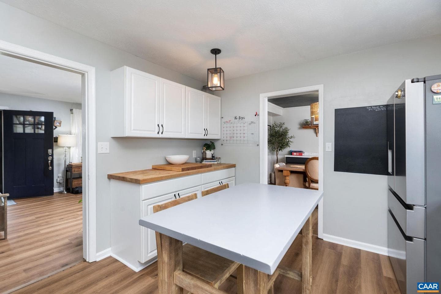 205 Yount Ave photo 10