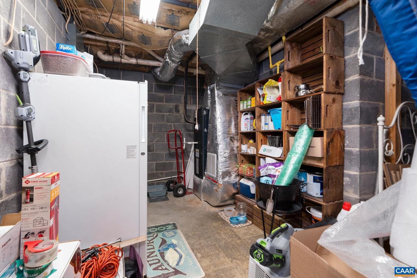 205 Yount Ave photo 25