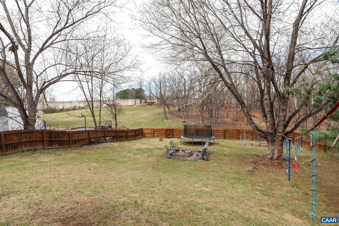 205 Yount Ave photo 30