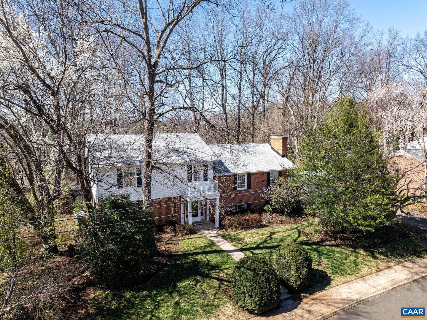 2513 Hillwood Pl photo 1