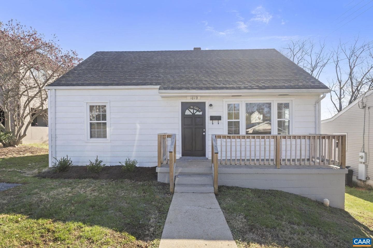 1012 Altavista Ave photo 1