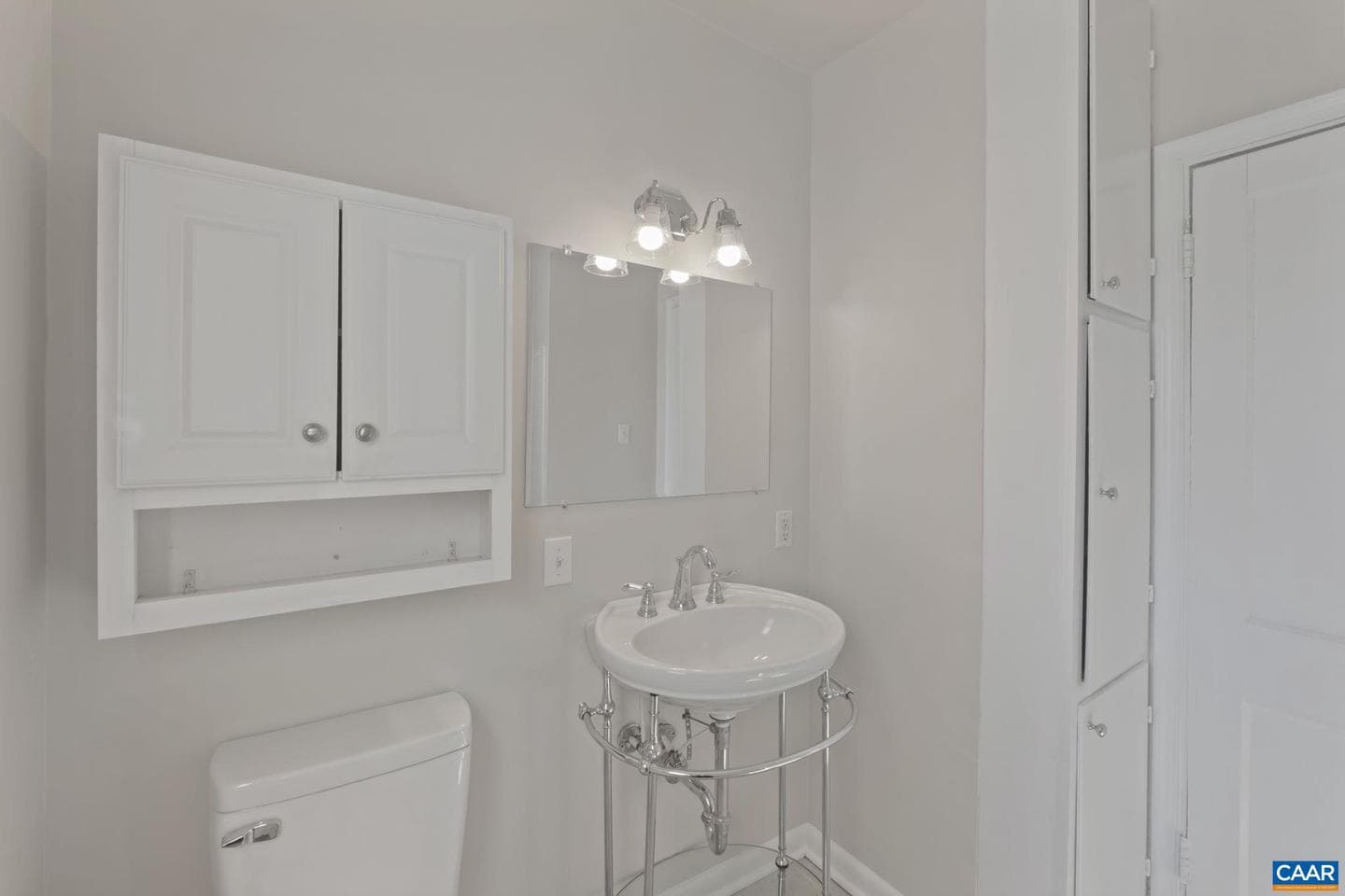 1012 Altavista Ave photo 10