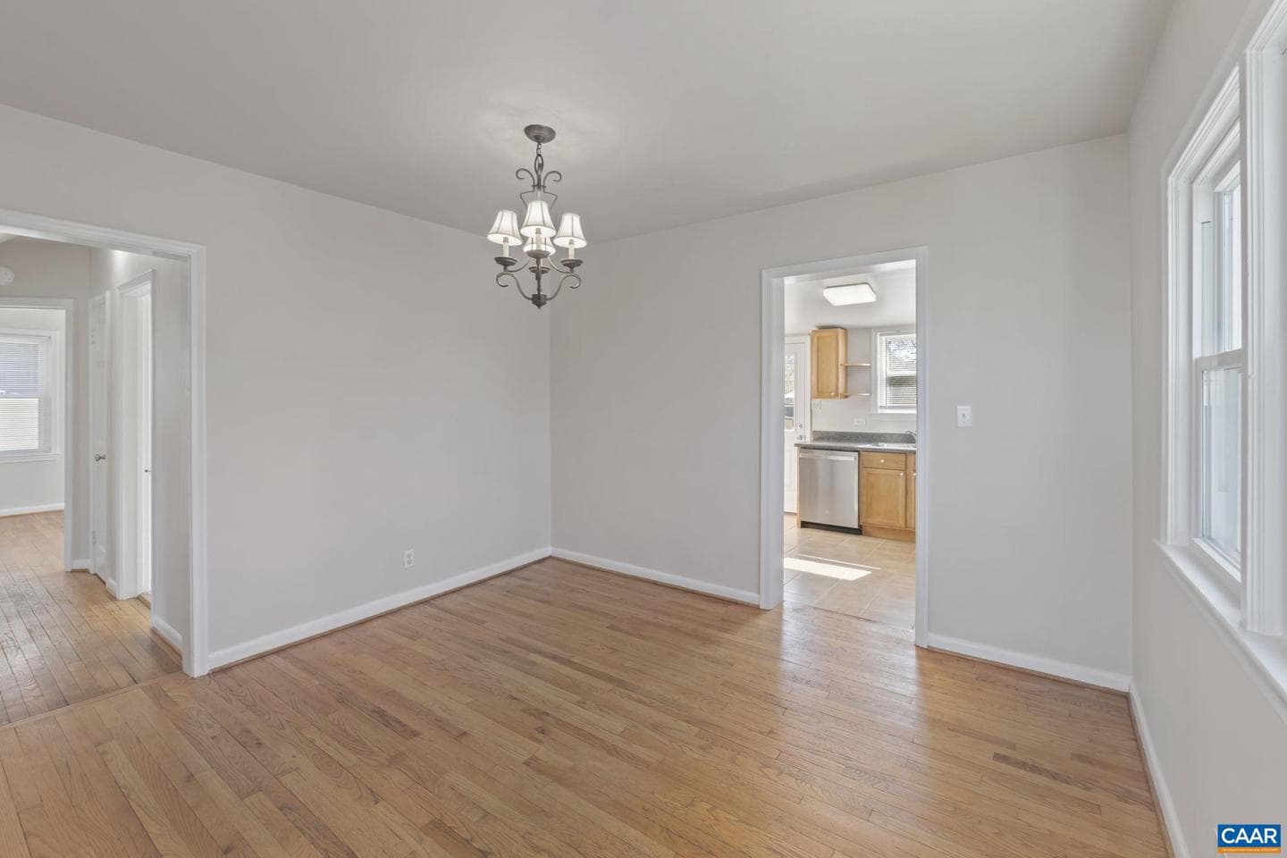 1012 Altavista Ave photo 5