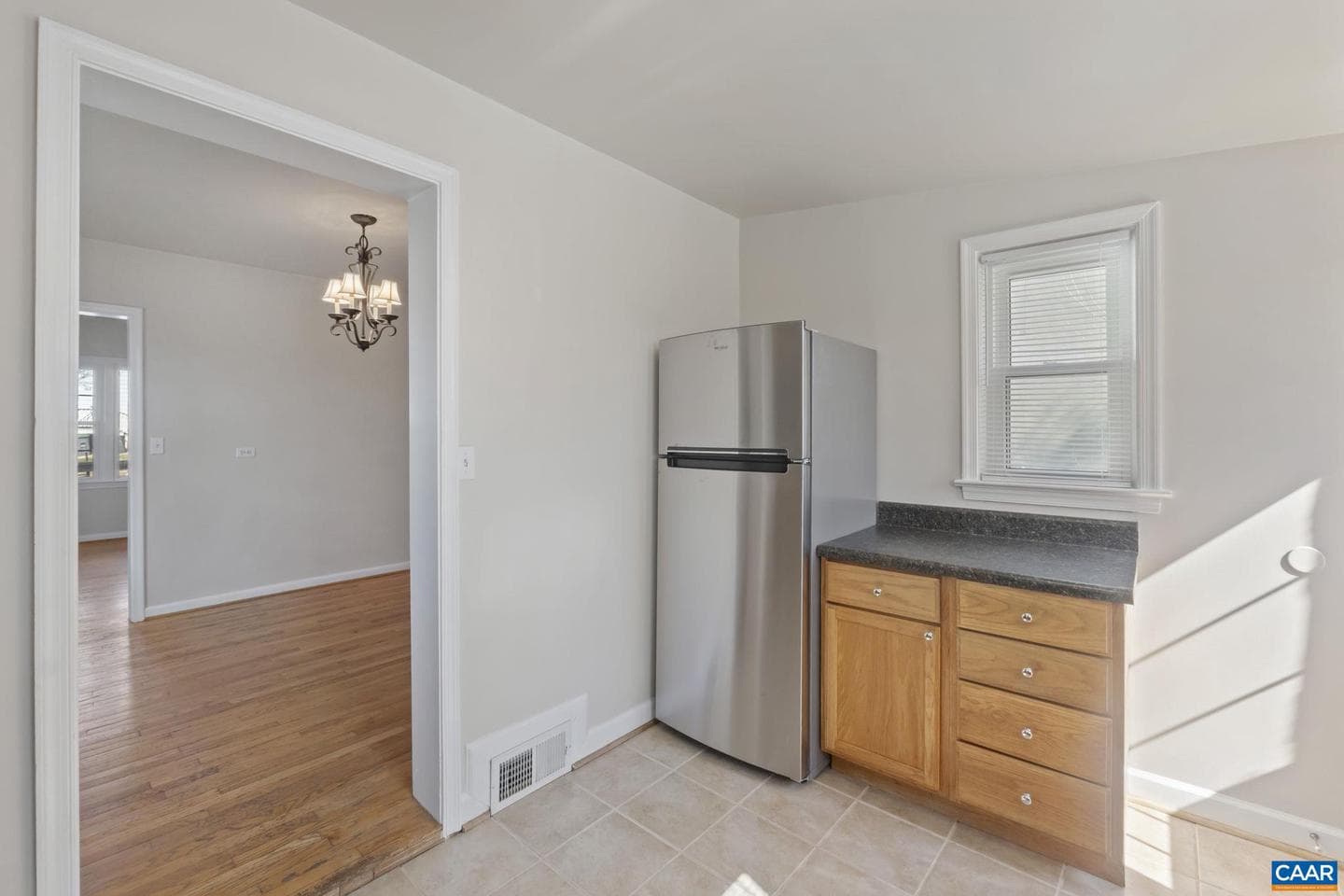 1012 Altavista Ave photo 9