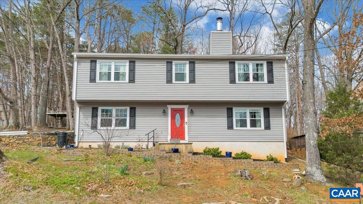 1512 Glenwood Cir photo 1