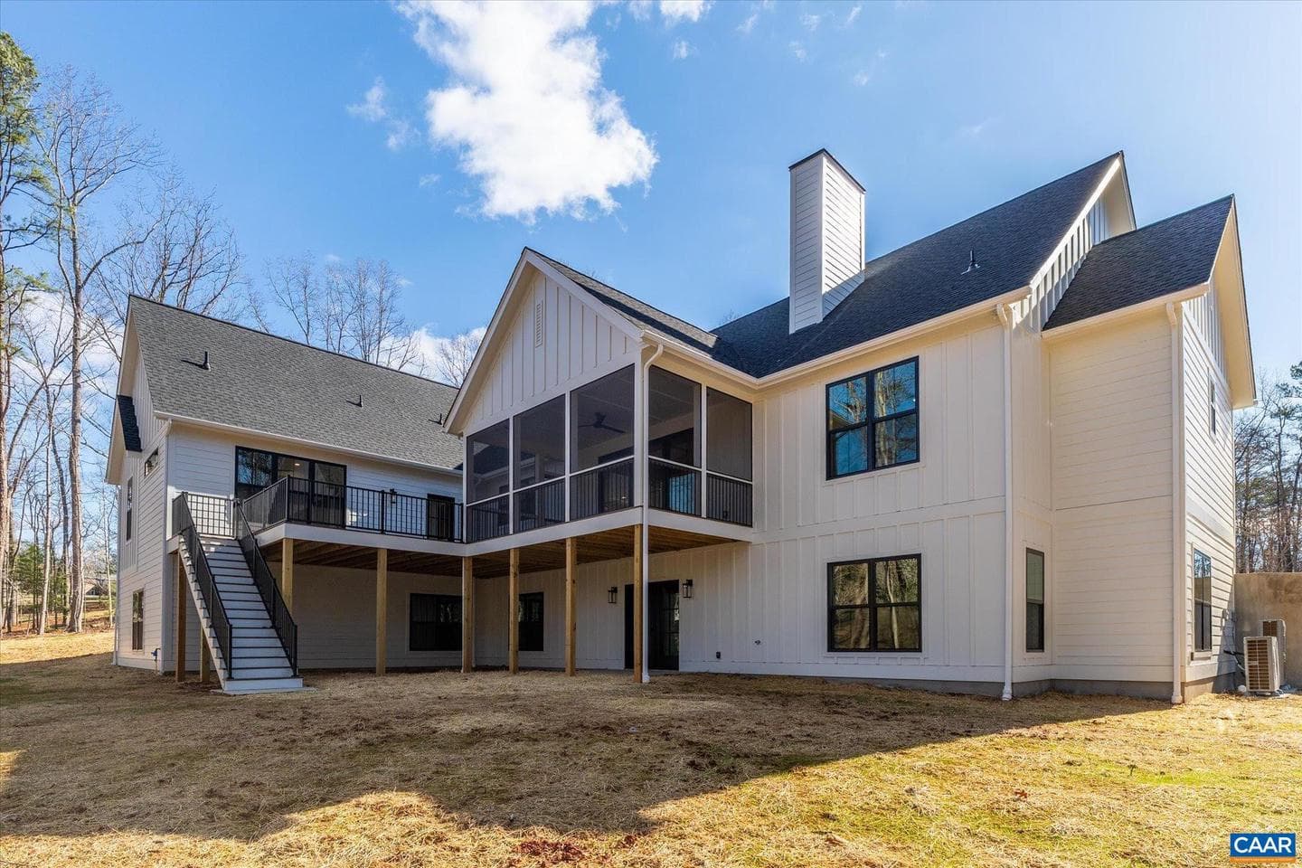 363 Sienna Ln photo 2