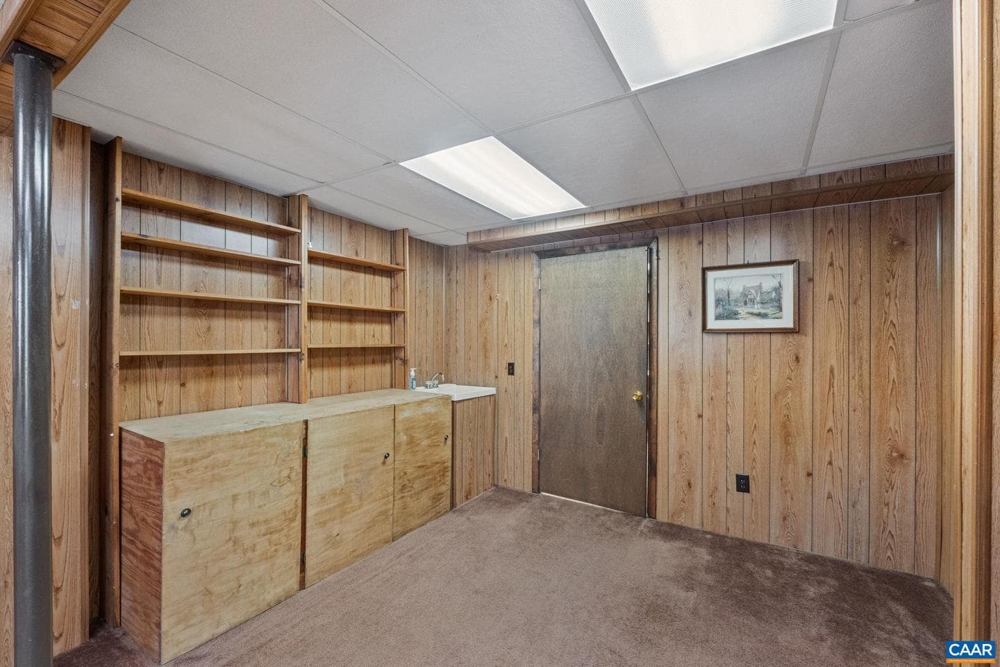 940 Huntwood Ln photo 33