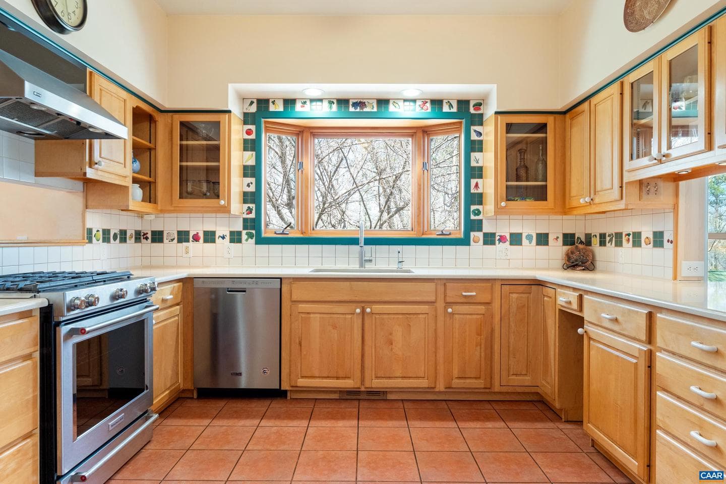 5864 Wyant Ln photo 13