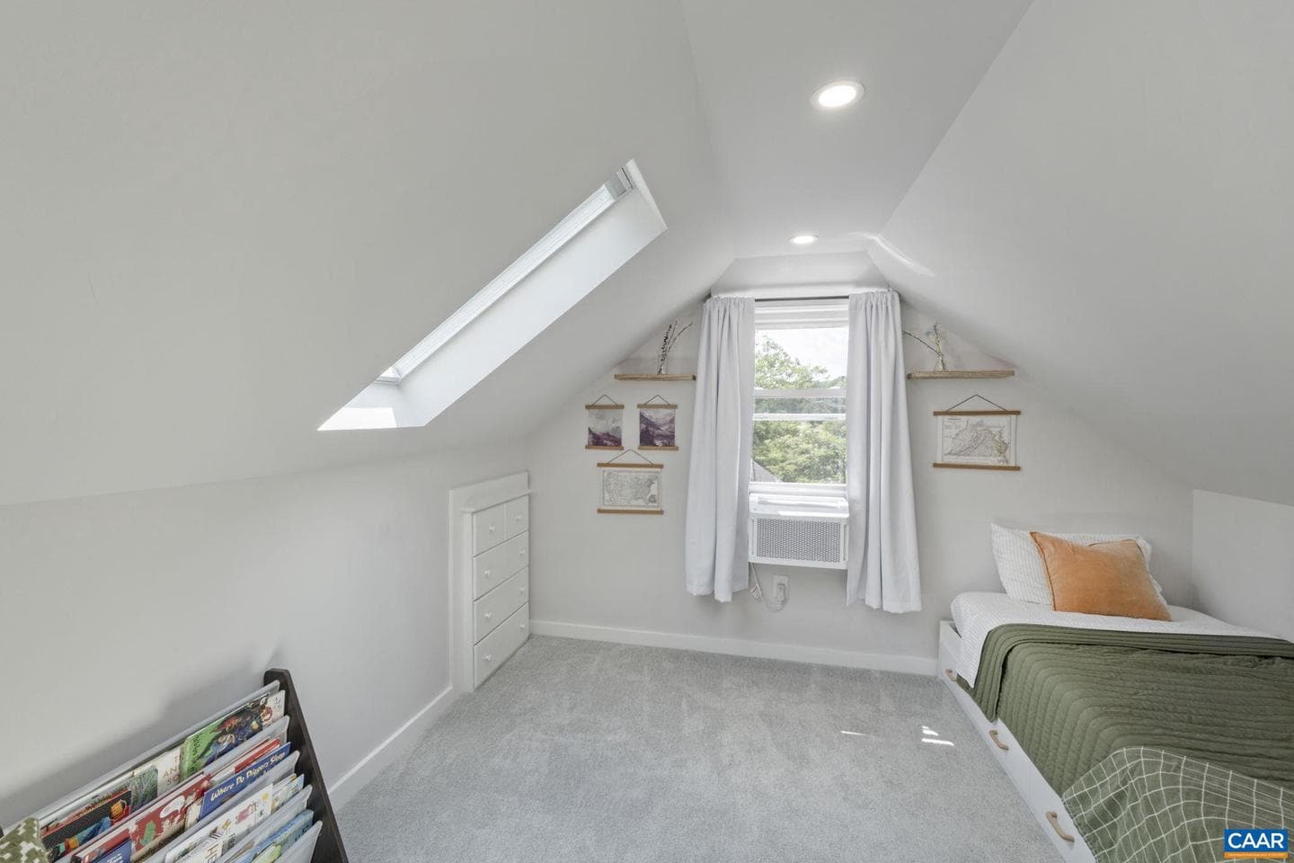 1104 Forest Hills Ave photo 22
