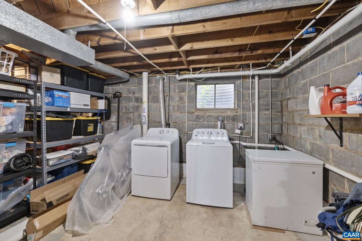 1104 Forest Hills Ave photo 23