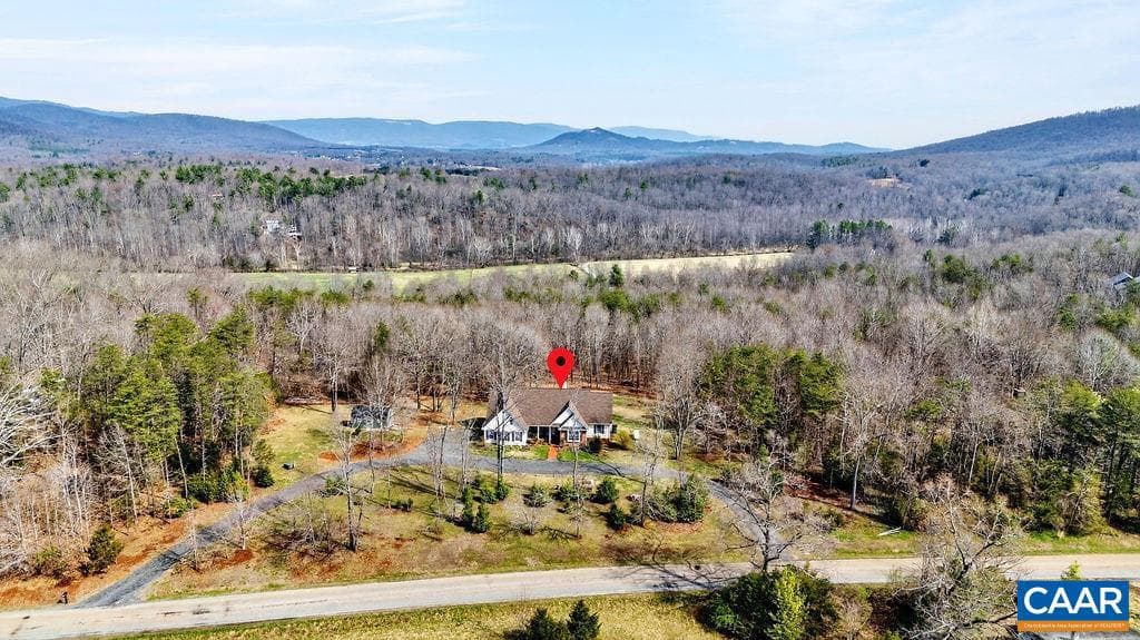 241 Truslows Ln photo 56