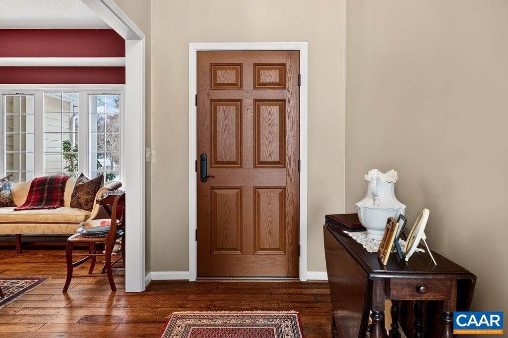 1296 Stoney Creek West photo 10