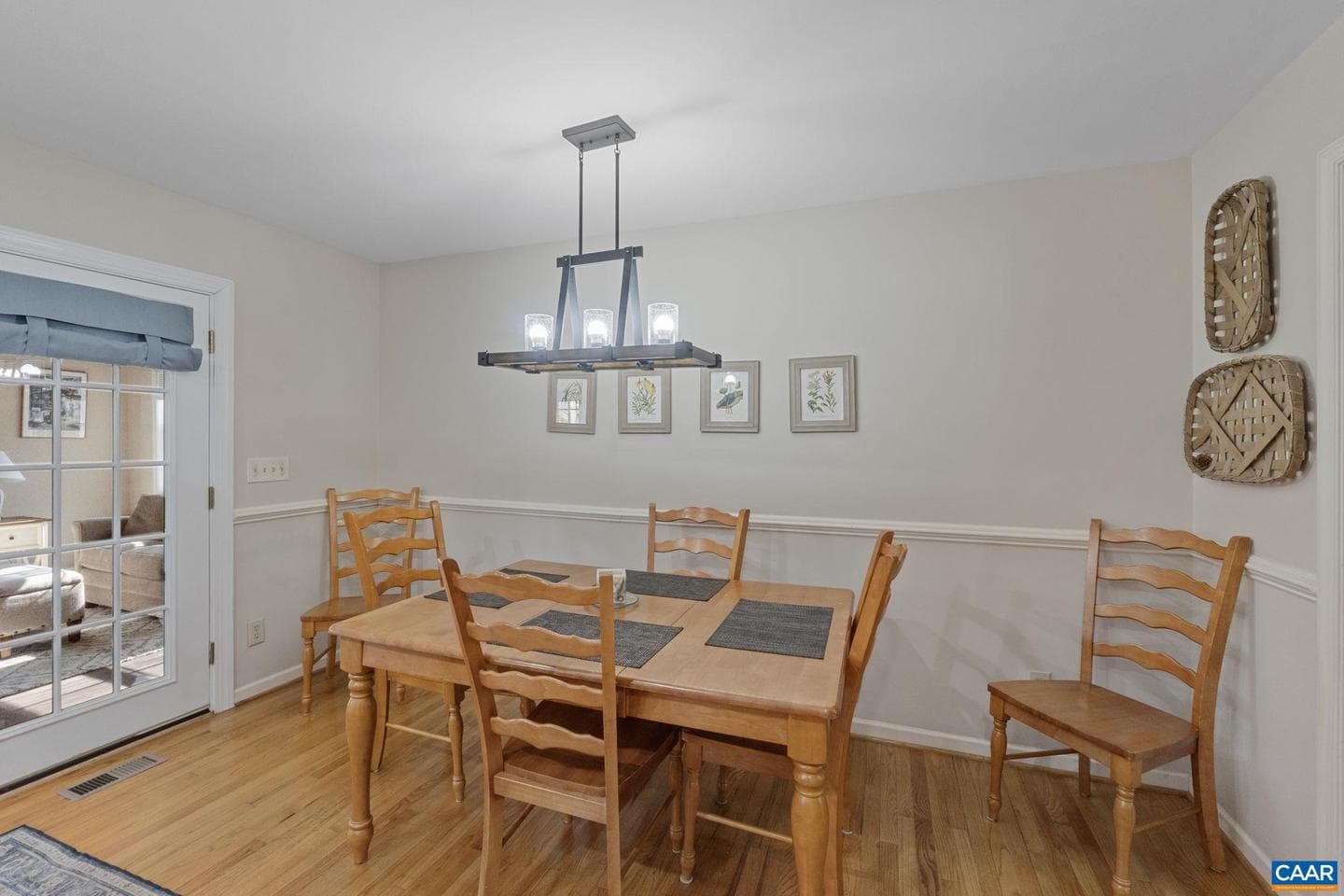 70 Riverside Dr photo 12