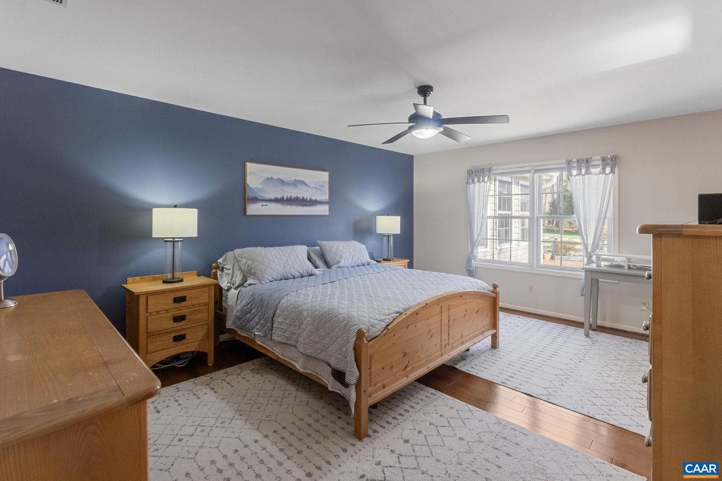 70 Riverside Dr photo 16