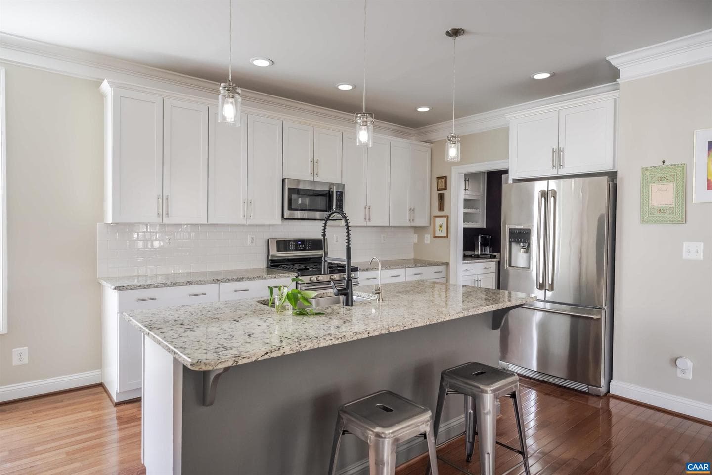 1311 Dabney Grv photo 12