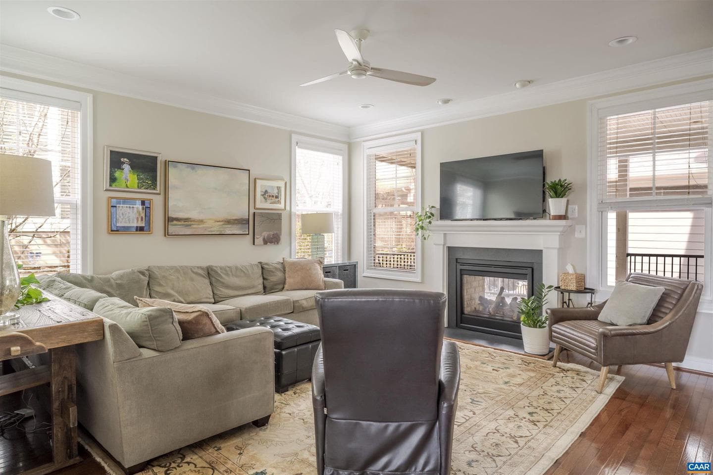 1311 Dabney Grv photo 7