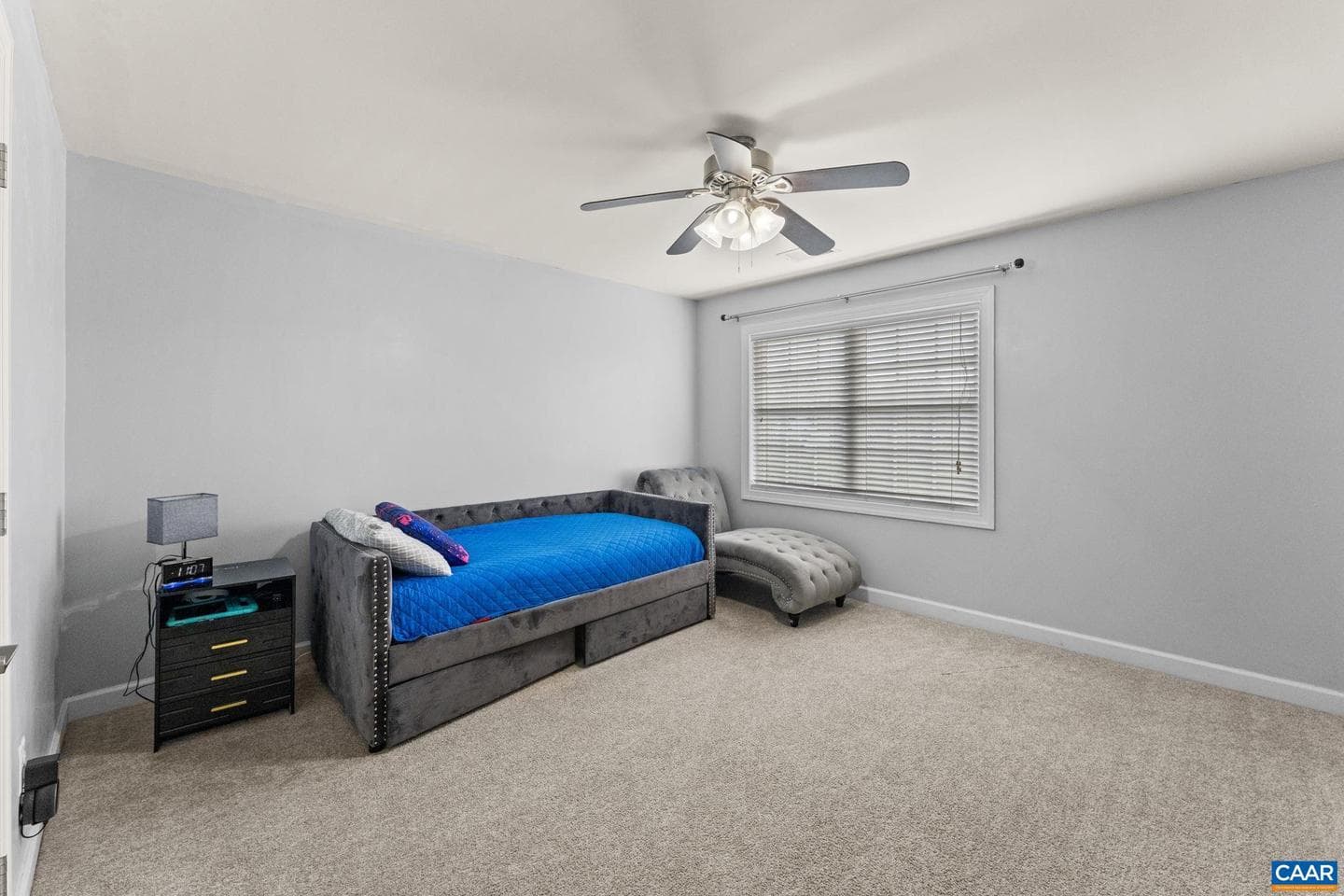 12 Longford Dr photo 37