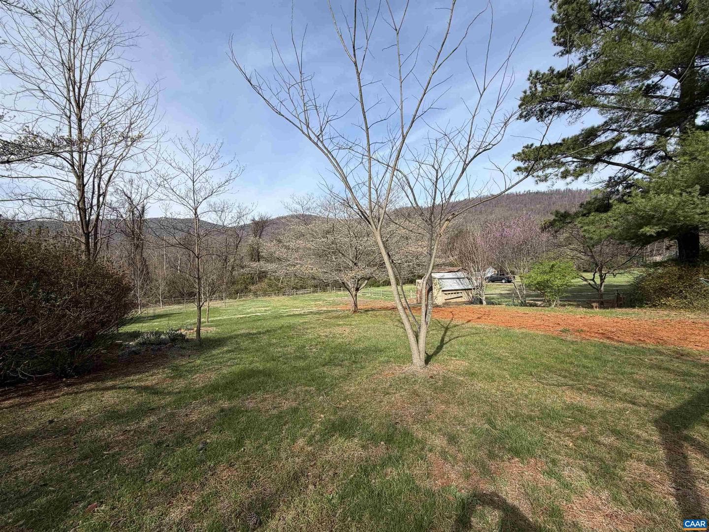 1839 Afton Mountain Rd photo 1
