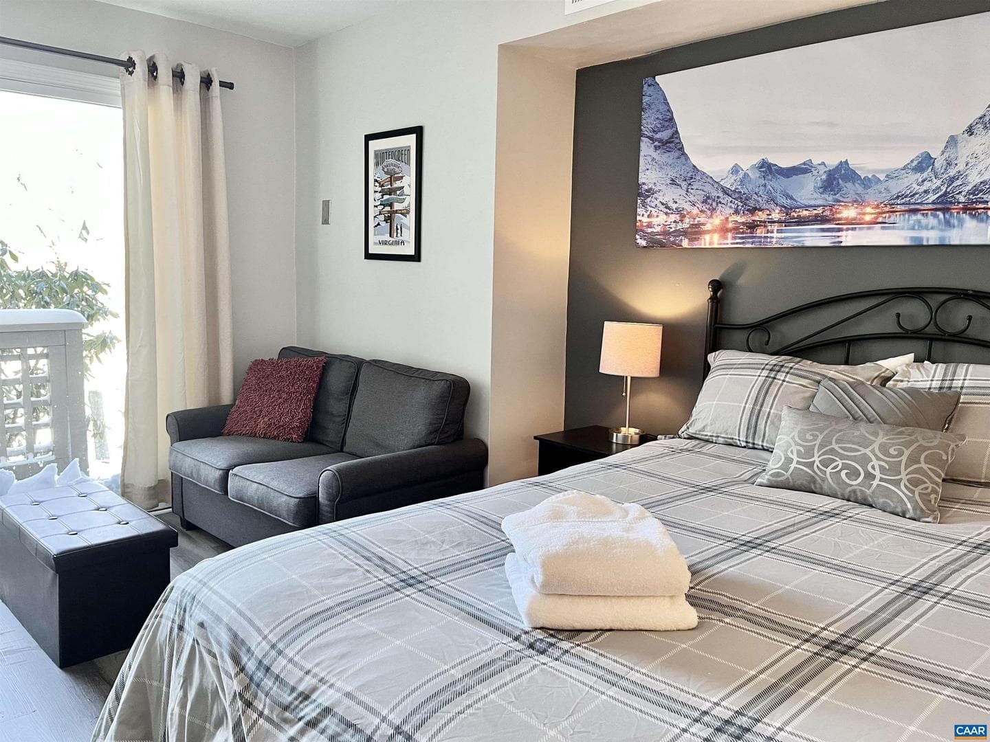 2052 Stone Ridge Condos photo 5