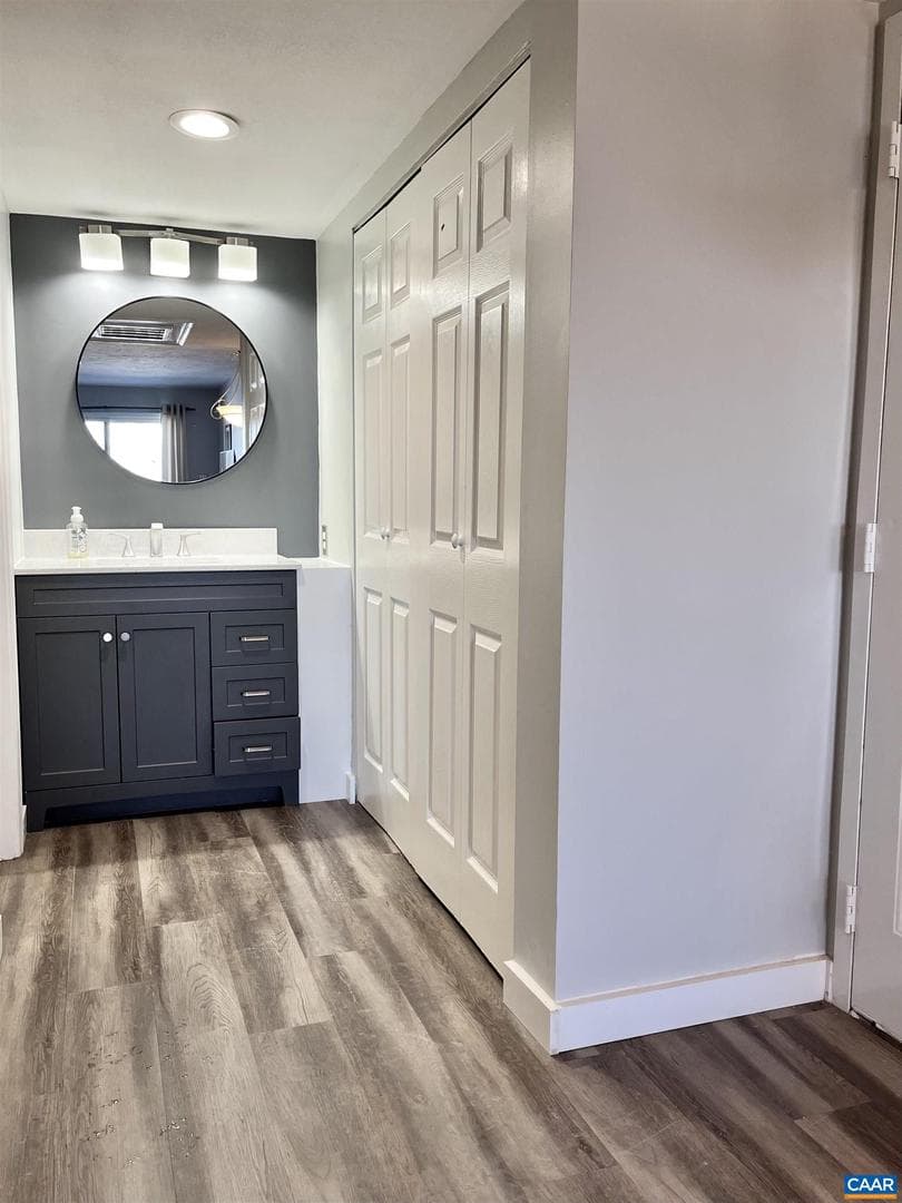 2052 Stone Ridge Condos photo 7