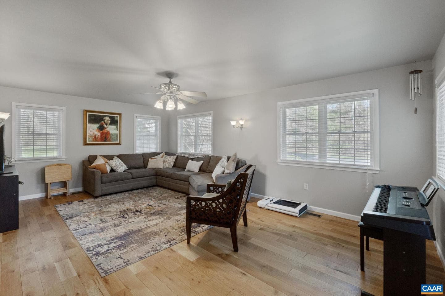 2047 Acorn Hill Ct photo 19