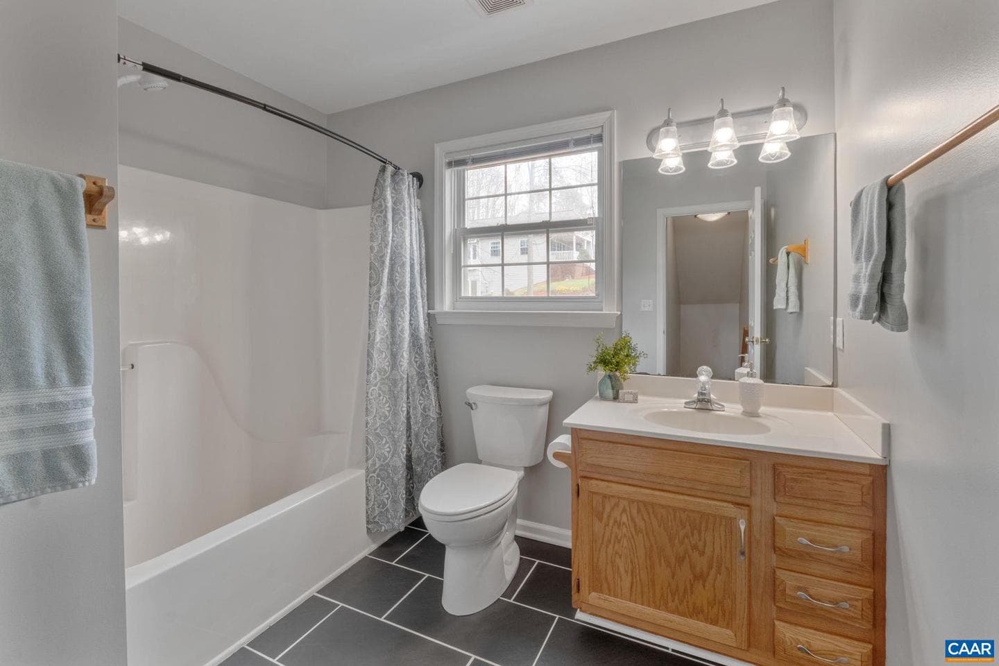 1767 Honeysuckle Ln photo 23