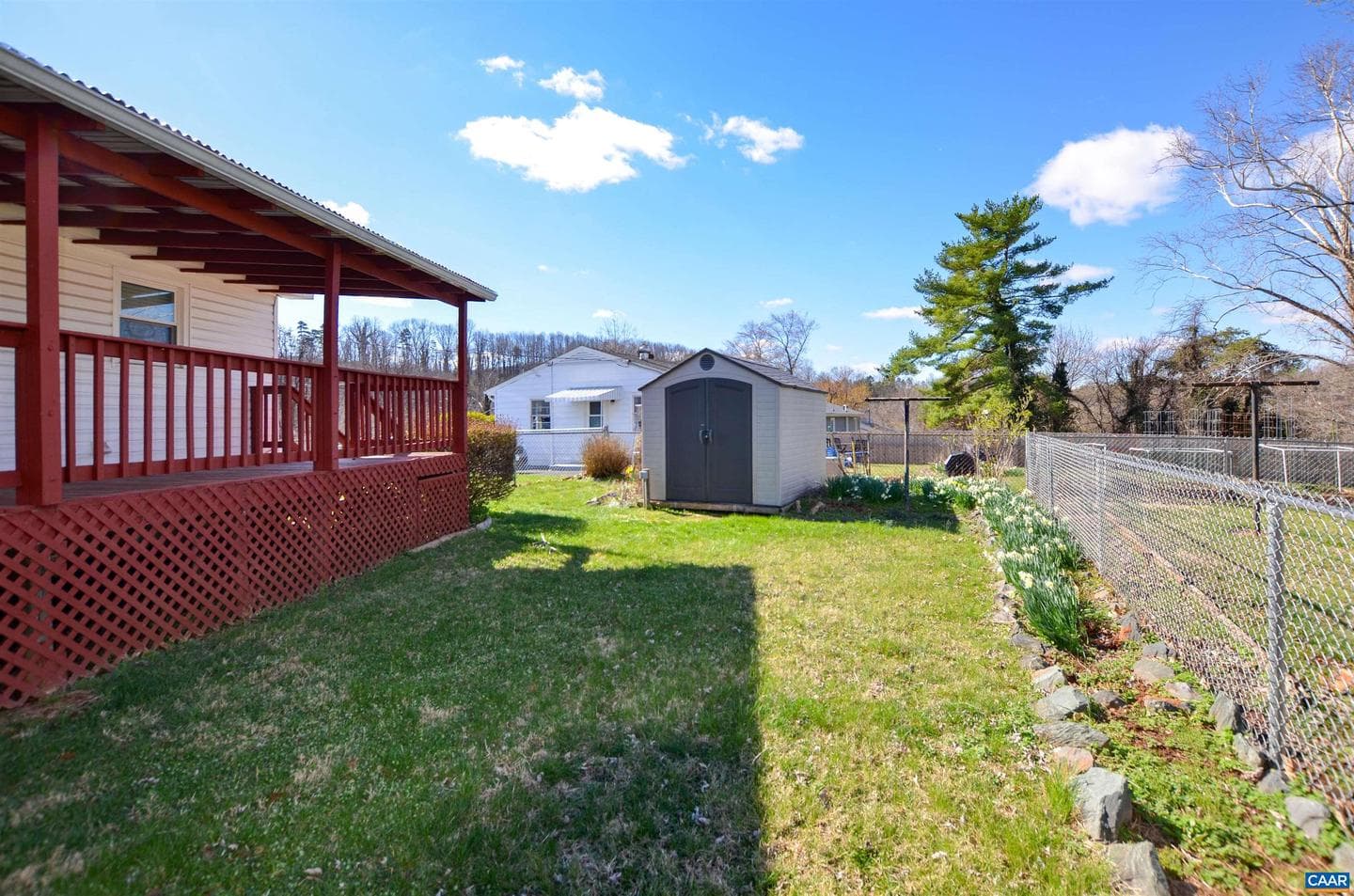 1646 Meridian St photo 34