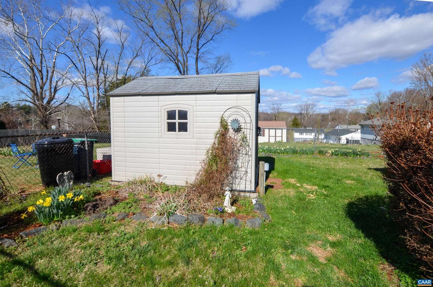 1646 Meridian St photo 39