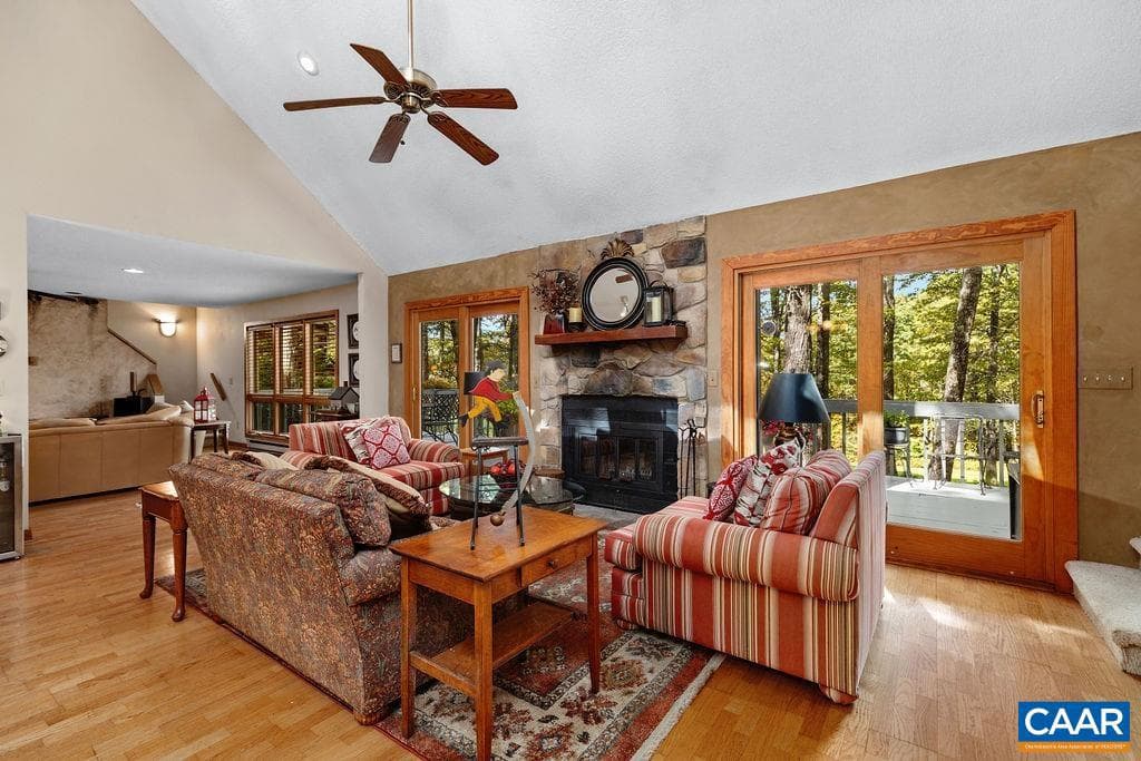27 Veery Ln photo 13