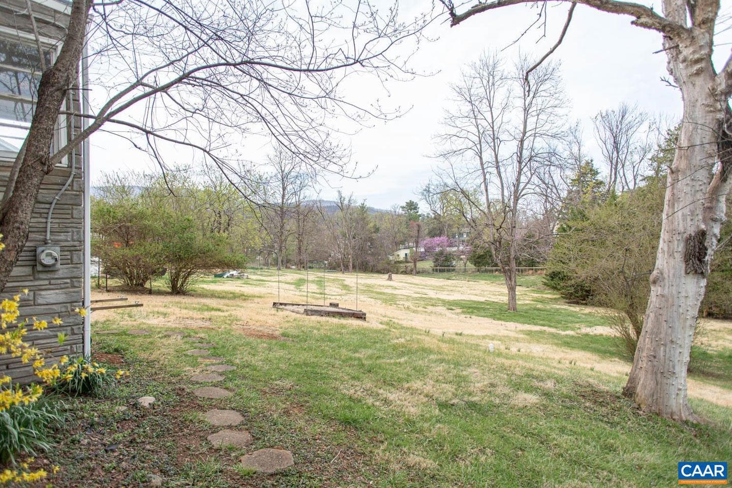 5930 Railroad Ave photo 3