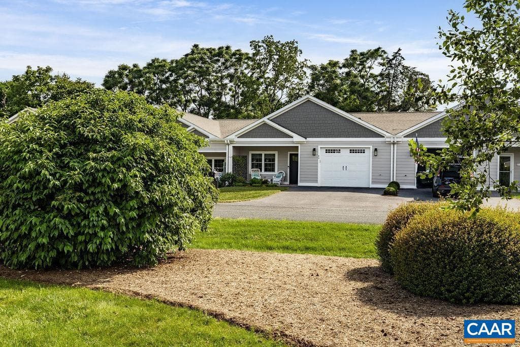 80 Apple Blossom Ct photo 4