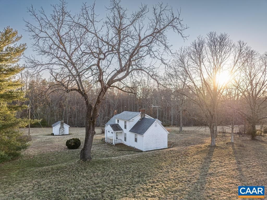 25805 N James Madison Hwy photo 17