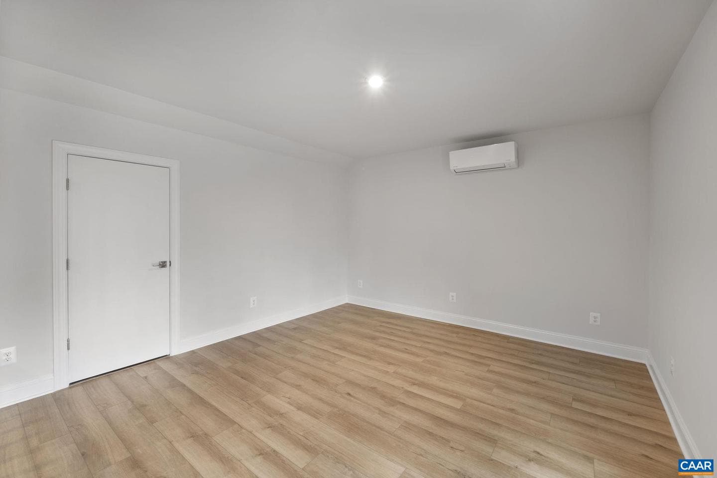 4042 Talen Ln photo 33