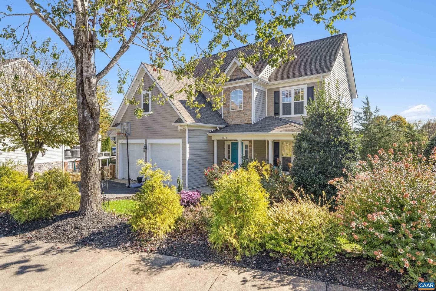1230 Amber Ridge Rd