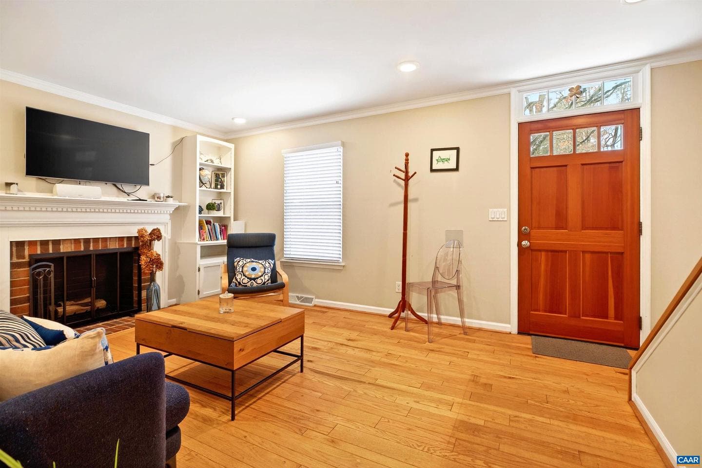102 Slate Pl, Charlottesville