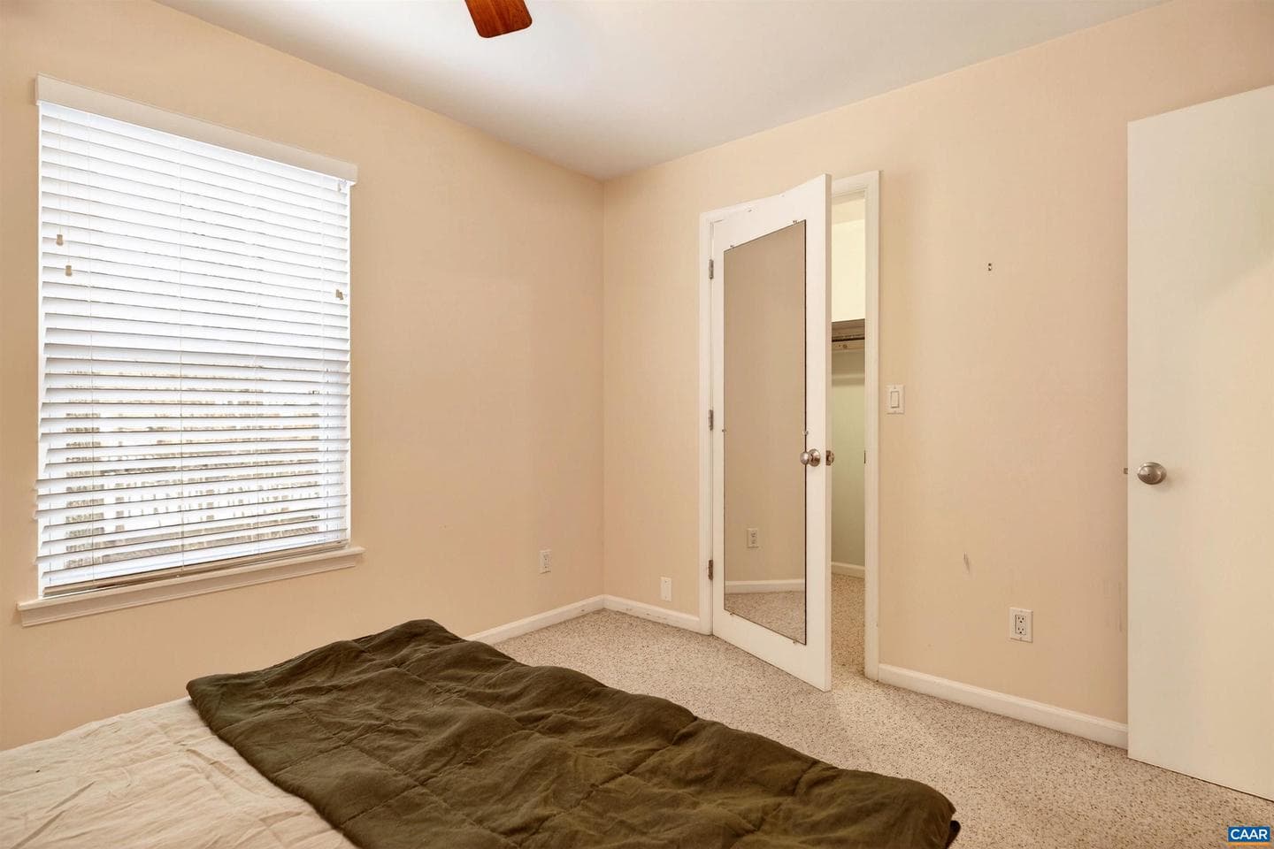 102 Slate Pl photo 26