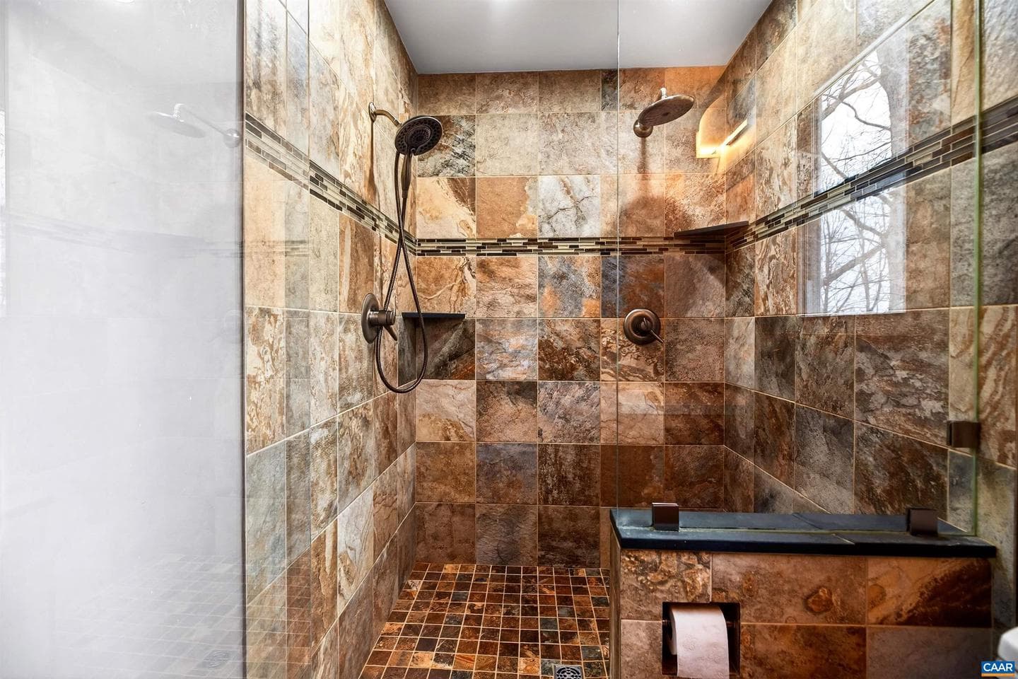 102 Slate Pl photo 29