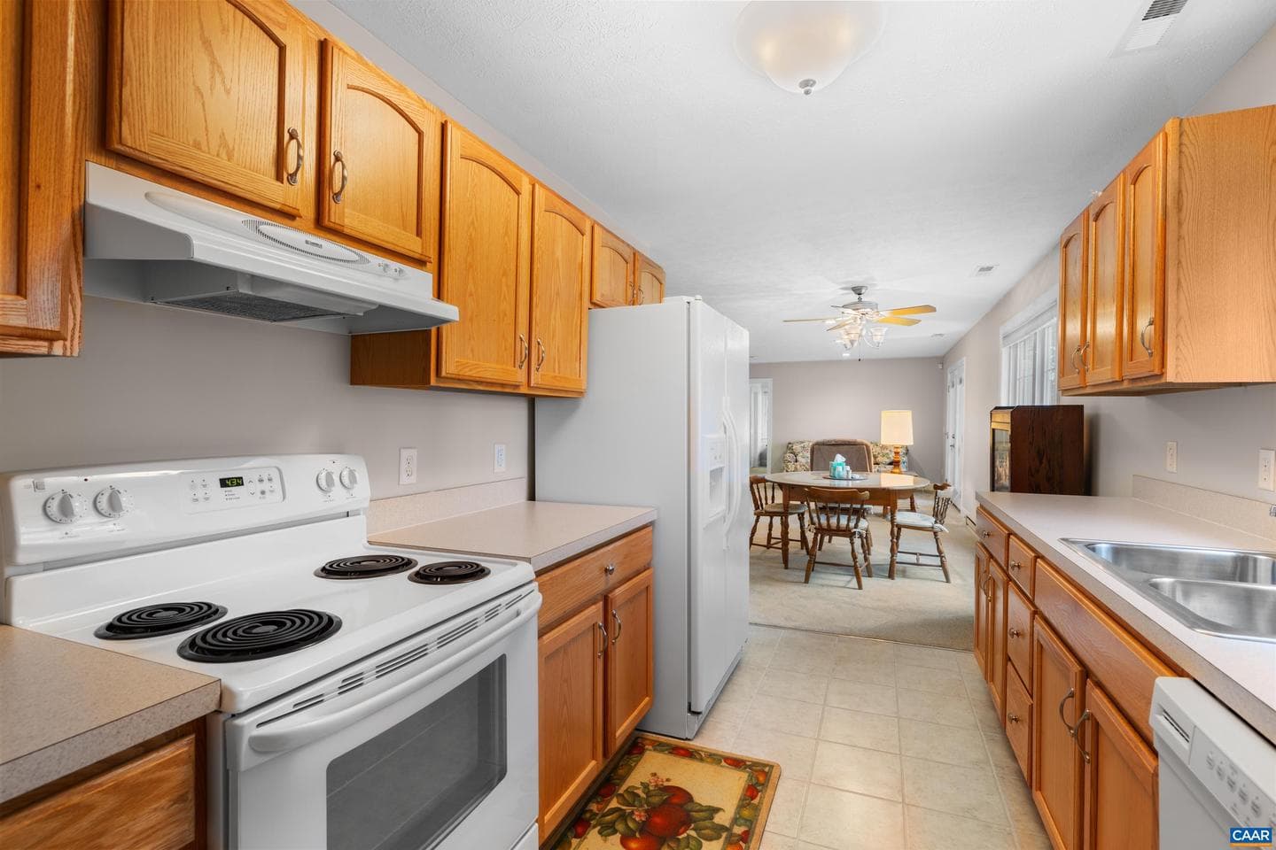 137 Diamond Ct photo 49