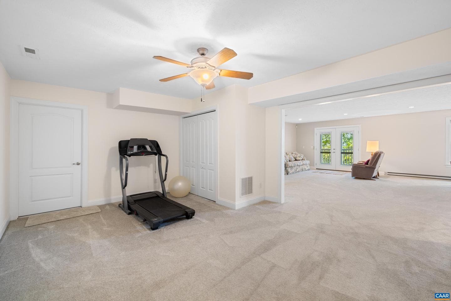 137 Diamond Ct photo 52