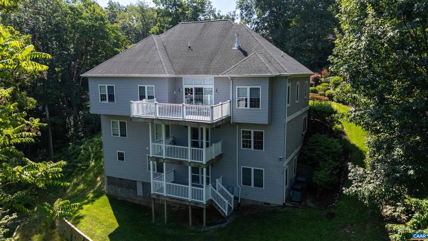 137 Diamond Ct photo 58